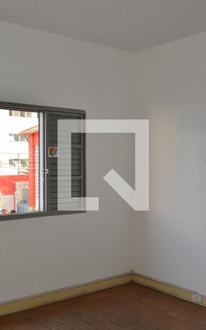 Casa para alugar com 191m², 3 quartos e 1 vagaQuarto 1