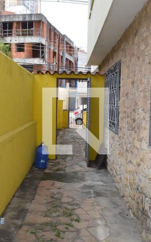 Casa para alugar com 191m², 3 quartos e 1 vagaÁrea de Serviço