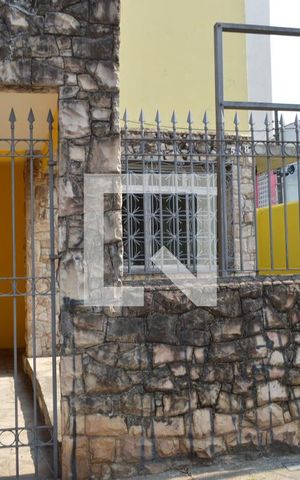 Casa para alugar com 191m², 3 quartos e 1 vagaFachada + Plaquinha