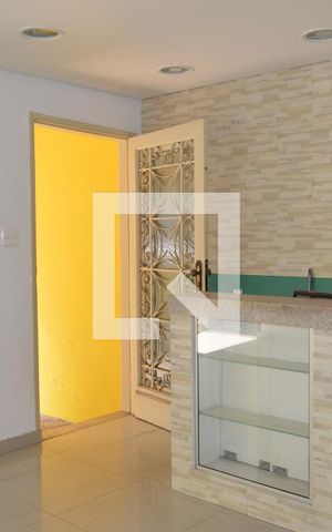 Casa para alugar com 191m², 3 quartos e 1 vagaSala