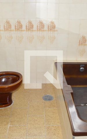 Casa para alugar com 191m², 3 quartos e 1 vagaBanheiro