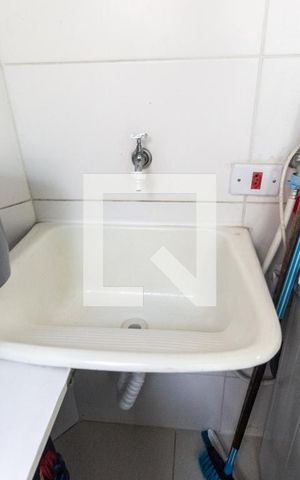 Casa de condomínio à venda com 80m², 2 quartos e 2 vagas Casa de condomínio à venda com 80m², 2 quartos e 2 vagasÁrea de serviço