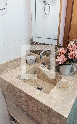 Casa de condomínio à venda com 80m², 2 quartos e 2 vagas Casa de condomínio à venda com 80m², 2 quartos e 2 vagasSuíte