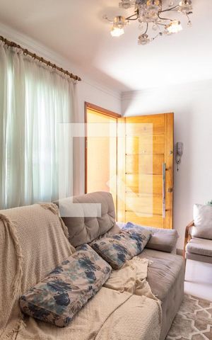 Casa de condomínio à venda com 80m², 2 quartos e 2 vagas Casa de condomínio à venda com 80m², 2 quartos e 2 vagasSala