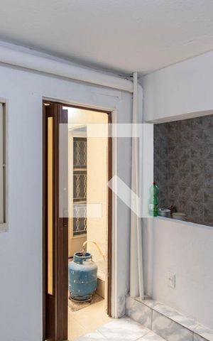 Casa à venda com 100m², 3 quartos e 1 vaga Casa à venda com 100m², 3 quartos e 1 vagaQuarto 4