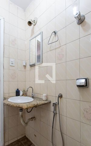 Casa à venda com 100m², 3 quartos e 1 vaga Casa à venda com 100m², 3 quartos e 1 vagaBanheiro Social