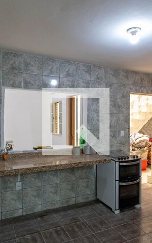 Casa à venda com 100m², 3 quartos e 1 vaga Casa à venda com 100m², 3 quartos e 1 vagaCozinha