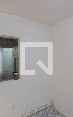 Casa à venda com 100m², 3 quartos e 1 vaga Casa à venda com 100m², 3 quartos e 1 vagaQuarto 4