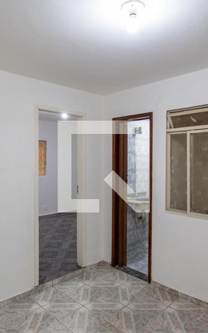 Casa à venda com 100m², 3 quartos e 1 vaga Casa à venda com 100m², 3 quartos e 1 vagaQuarto Suíte