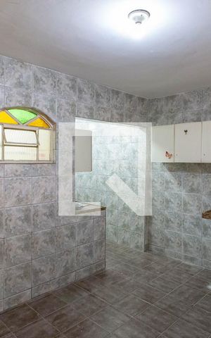 Casa à venda com 100m², 3 quartos e 1 vaga Casa à venda com 100m², 3 quartos e 1 vagaCozinha