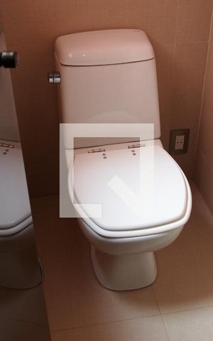 Casa à venda com 370m², 3 quartos e 10 vagasBanheiro do Quarto Suíte