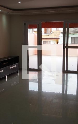 Casa à venda com 370m², 3 quartos e 10 vagasSala