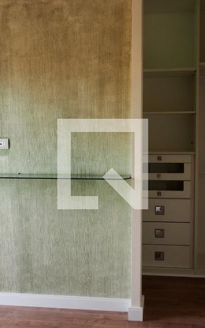 Casa à venda com 370m², 3 quartos e 10 vagasSuíte