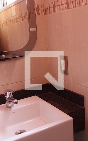 Casa à venda com 370m², 3 quartos e 10 vagasBanheiro