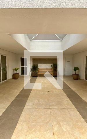 Apartamento à venda com 100m², 3 quartos e 2 vagas Apartamento à venda com 100m², 3 quartos e 2 vagasÁrea de Serviço