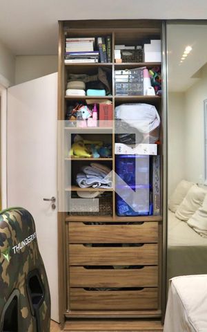 Apartamento à venda com 100m², 3 quartos e 2 vagas Apartamento à venda com 100m², 3 quartos e 2 vagasEscritório