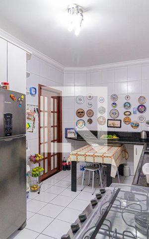 Casa à venda com 292m², 4 quartos e 5 vagasCozinha