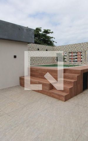 Casa à venda com 260m², 4 quartos e 2 vagasPiscina
