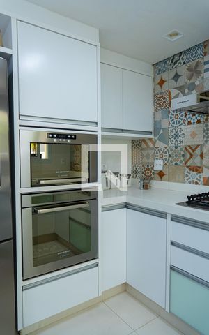 Casa à venda com 148m², 3 quartos e 2 vagas Casa à venda com 148m², 3 quartos e 2 vagasCozinha