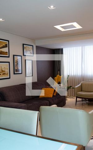 Casa à venda com 148m², 3 quartos e 2 vagas Casa à venda com 148m², 3 quartos e 2 vagasSala