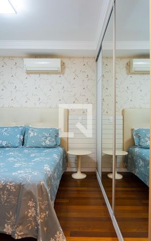 Casa à venda com 148m², 3 quartos e 2 vagas Casa à venda com 148m², 3 quartos e 2 vagasSuíte 3