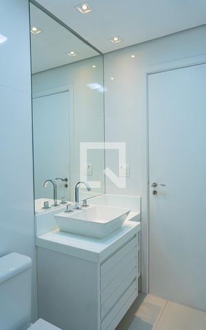 Casa à venda com 148m², 3 quartos e 2 vagas Casa à venda com 148m², 3 quartos e 2 vagasBanheiro da Suíte 3