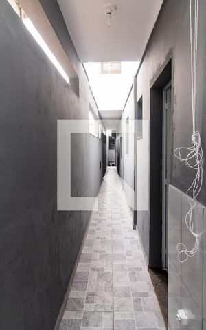 Studio para alugar com 40m², 1 quarto e sem vaga Studio para alugar com 40m², 1 quarto e sem vagaCorredor