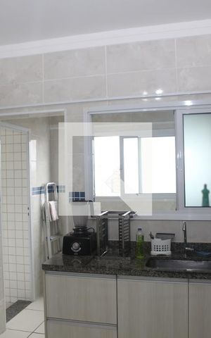 Apartamento para alugar com 94m², 2 quartos e 2 vagasCozinha
