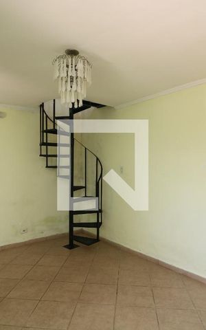 Casa para alugar com 80m², 2 quartos e 1 vagaSala