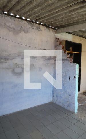 Casa para alugar com 80m², 2 quartos e 1 vagaÁrea de Serviço