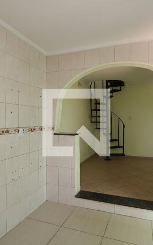 Casa para alugar com 80m², 2 quartos e 1 vagaCozinha