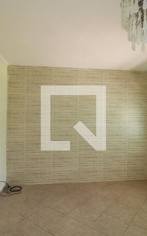 Casa para alugar com 80m², 2 quartos e 1 vagaSala