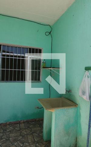 Casa para alugar com 80m², 2 quartos e 1 vagaÁrea de Serviço