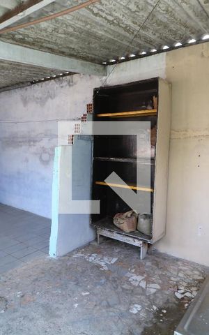 Casa para alugar com 80m², 2 quartos e 1 vagaÁrea de Serviço