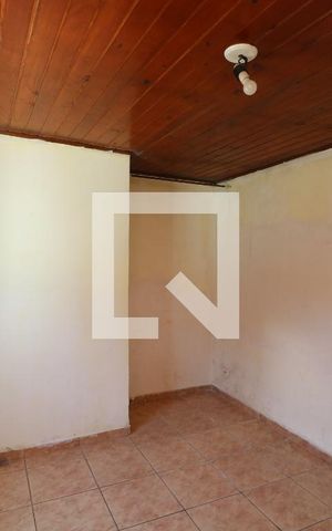 Casa para alugar com 80m², 2 quartos e 1 vagaQuarto