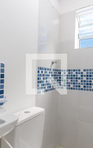 Casa para alugar com 21m², 1 quarto e sem vaga Casa para alugar com 21m², 1 quarto e sem vagaBanheiro