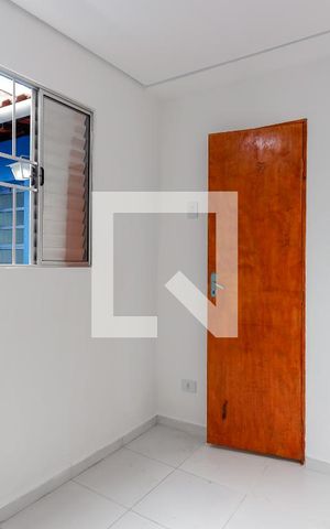 Casa para alugar com 28m², 1 quarto e sem vagaQuarto
