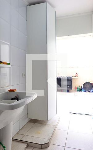 Casa à venda com 190m², 3 quartos e 3 vagasÁrea de Serviço