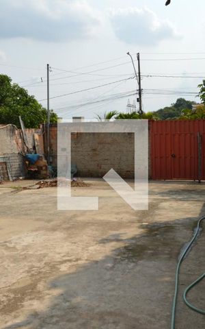 Casa para alugar com 1000m², 4 quartos e 10 vagasQuintal