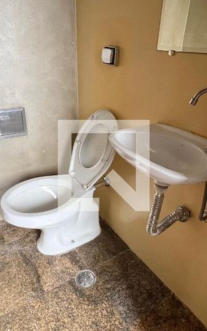Apartamento à venda com 181m², 3 quartos e 2 vagas Apartamento à venda com 181m², 3 quartos e 2 vagasLavabo
