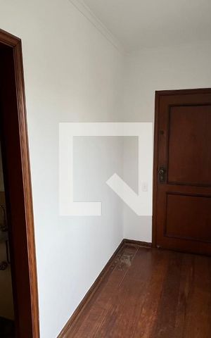 Apartamento à venda com 181m², 3 quartos e 2 vagas Apartamento à venda com 181m², 3 quartos e 2 vagasSala