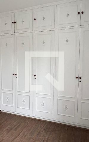 Apartamento à venda com 181m², 3 quartos e 2 vagas Apartamento à venda com 181m², 3 quartos e 2 vagasQuarto 1