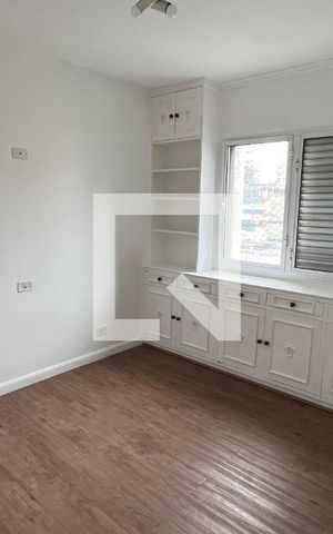 Apartamento à venda com 181m², 3 quartos e 2 vagas Apartamento à venda com 181m², 3 quartos e 2 vagasQuarto 2