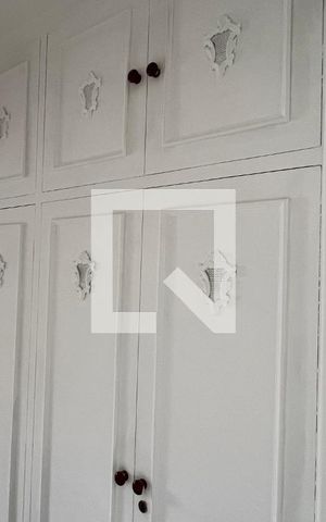 Apartamento à venda com 181m², 3 quartos e 2 vagas Apartamento à venda com 181m², 3 quartos e 2 vagasCloset da suíte