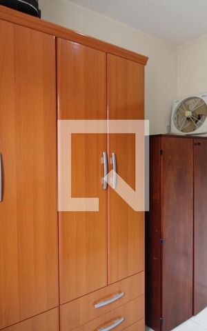 Casa à venda com 178m², 4 quartos e 2 vagasQuarto 3