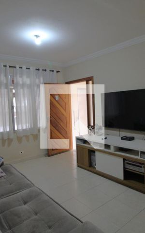 Casa à venda com 178m², 4 quartos e 2 vagasSala