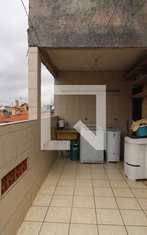 Casa à venda com 178m², 4 quartos e 2 vagasLavanderia