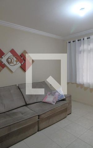 Casa à venda com 178m², 4 quartos e 2 vagasSala