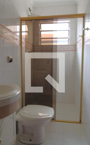 Casa à venda com 178m², 4 quartos e 2 vagasBanheiro 1