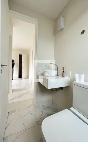 Casa de condomínio para alugar com 42m², 1 quarto e 1 vaga Casa de condomínio para alugar com 42m², 1 quarto e 1 vagaBanheiro